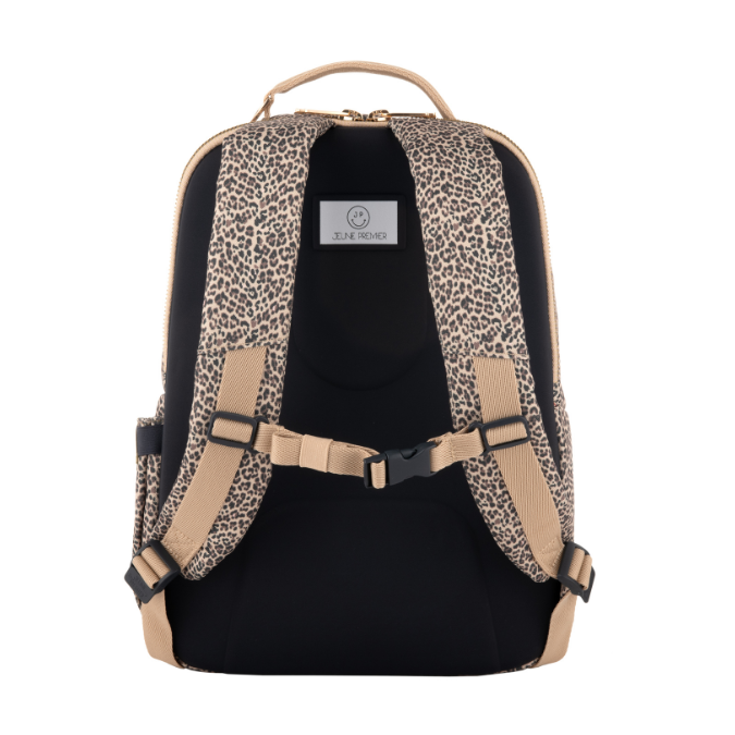 Trendy backpack for girls from 6 years. The New Bobbie Leopard Cherry is a rework of the classic Bobbie model.