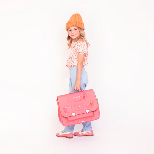 Trendy schoolbag for children from 6 to 8 years old. This Jeune Premier It Bag Midi Candy is a real back-to-school essential.