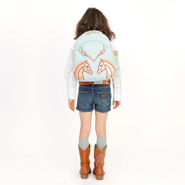 Ergonomic backpack for toddlers from 2 years old. If you want your toddler to walk the road to independence, the Ralphie Cavalerie Florale is a key piece.