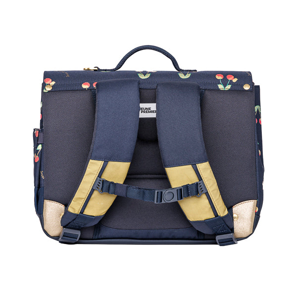 Trendy schoolbag for girls from the first year of school onwards. This It Bag Midi Love Cherries is a real back-to-school essential.