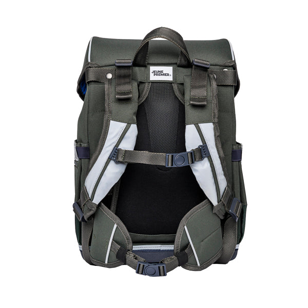 Discover the Ergomaxx Big Five, the most ergonomic and durable backpack in the world for boys aged 6 to 10. The khaki Big Five design is the all-time bestseller for boys.