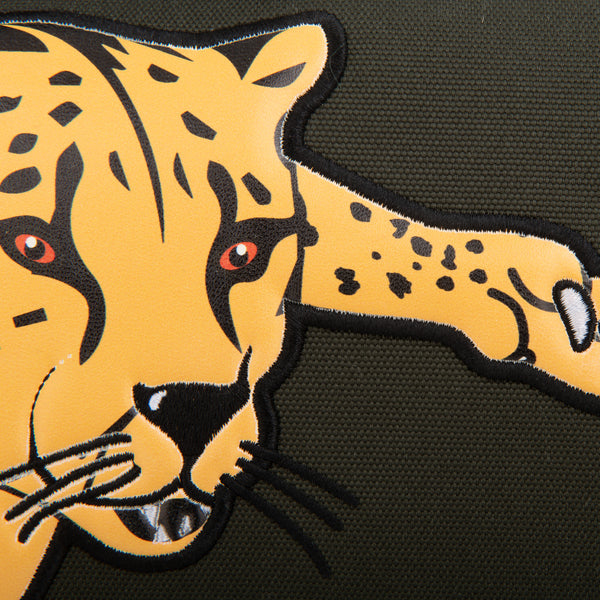 Trendy schoolbag for children from 6 to 8 years old. The bags were inspired by the leather school bags from the old days but with all the modern functionalities that make them timeless classics.