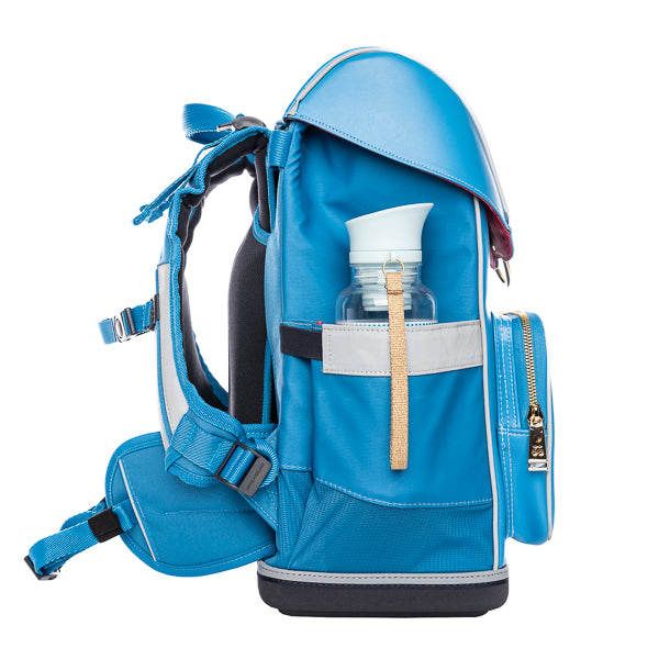 Ergomaxx BFF Blue. Ergonomic, trendy backpack for children from 6 years. Looking for a bag with beauty and brains? The load-bearing system transfers 50% of the weight to the hips.