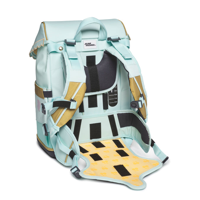 Ergomaxx Le Petit Chef backpack with adjustable padded hip belt and ergonomic back system