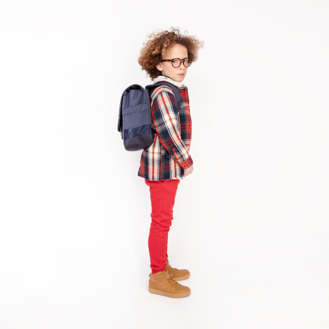 Check out the Jeune Premier bestseller: the It Bag Midi schoolbag is a true back-to-school essential. The navy blue Mr. Gadget design full of cool gadgets is Jeune Premier's all-time bestseller for boys.