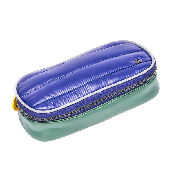 Trendy spacious pencil box. A plain pencil box, varnished with Jeune Premier designs, with a selection of elastic bands on the lid to store your favorite pens.