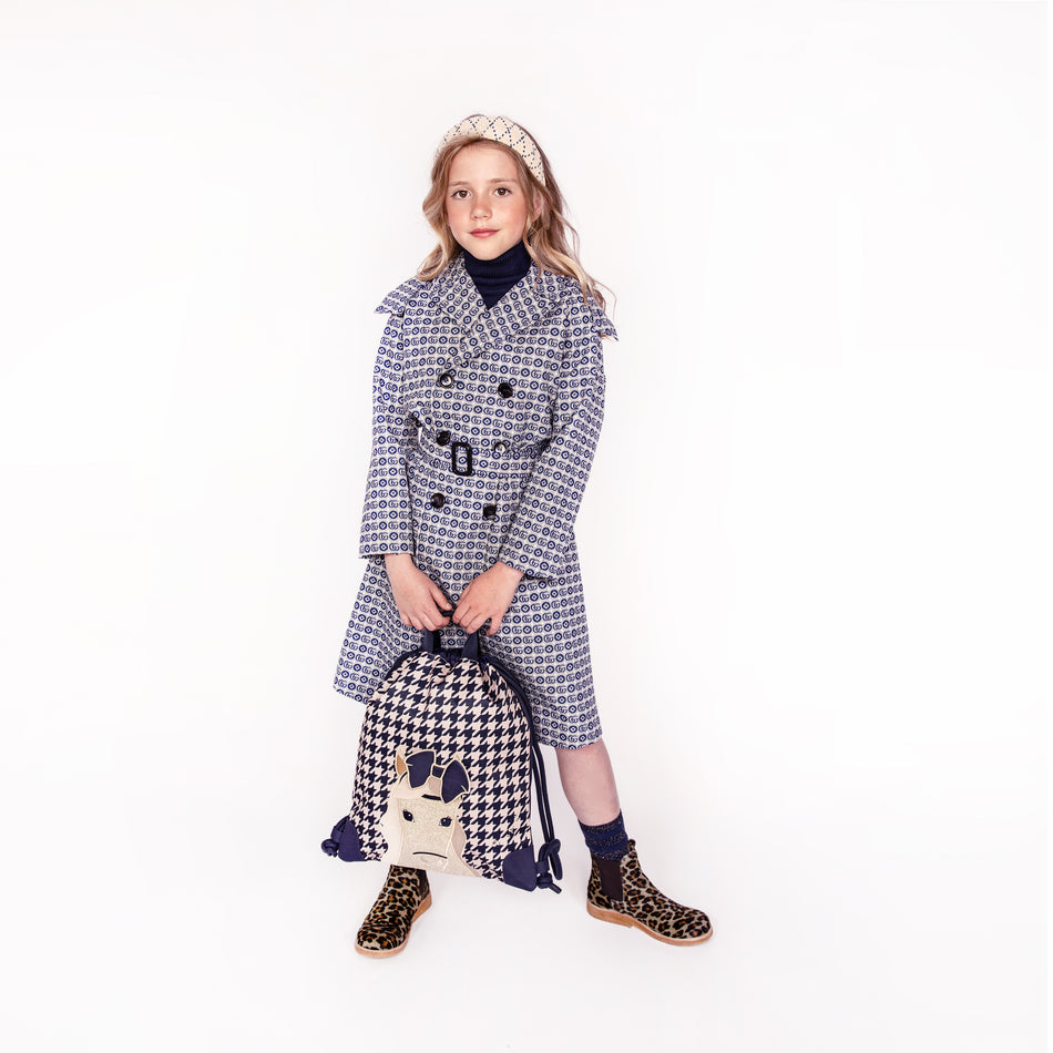 Check out the multifunctional Jeune Premier Houndstooth Horse City Bag that can be used as a swimming bag, sports bag or fashion accessory, for any age and any occasion!
